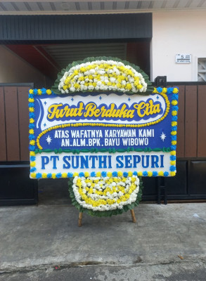 Papan Bunga Duka di Tingkir Tengah