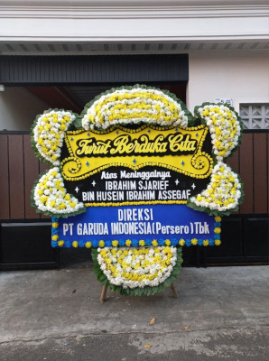 Papan Bunga Duka di Tingkir Tengah